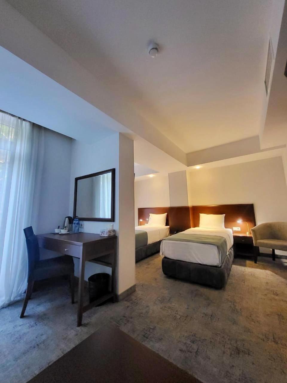 A5 Hotel Tbilisi Exterior foto